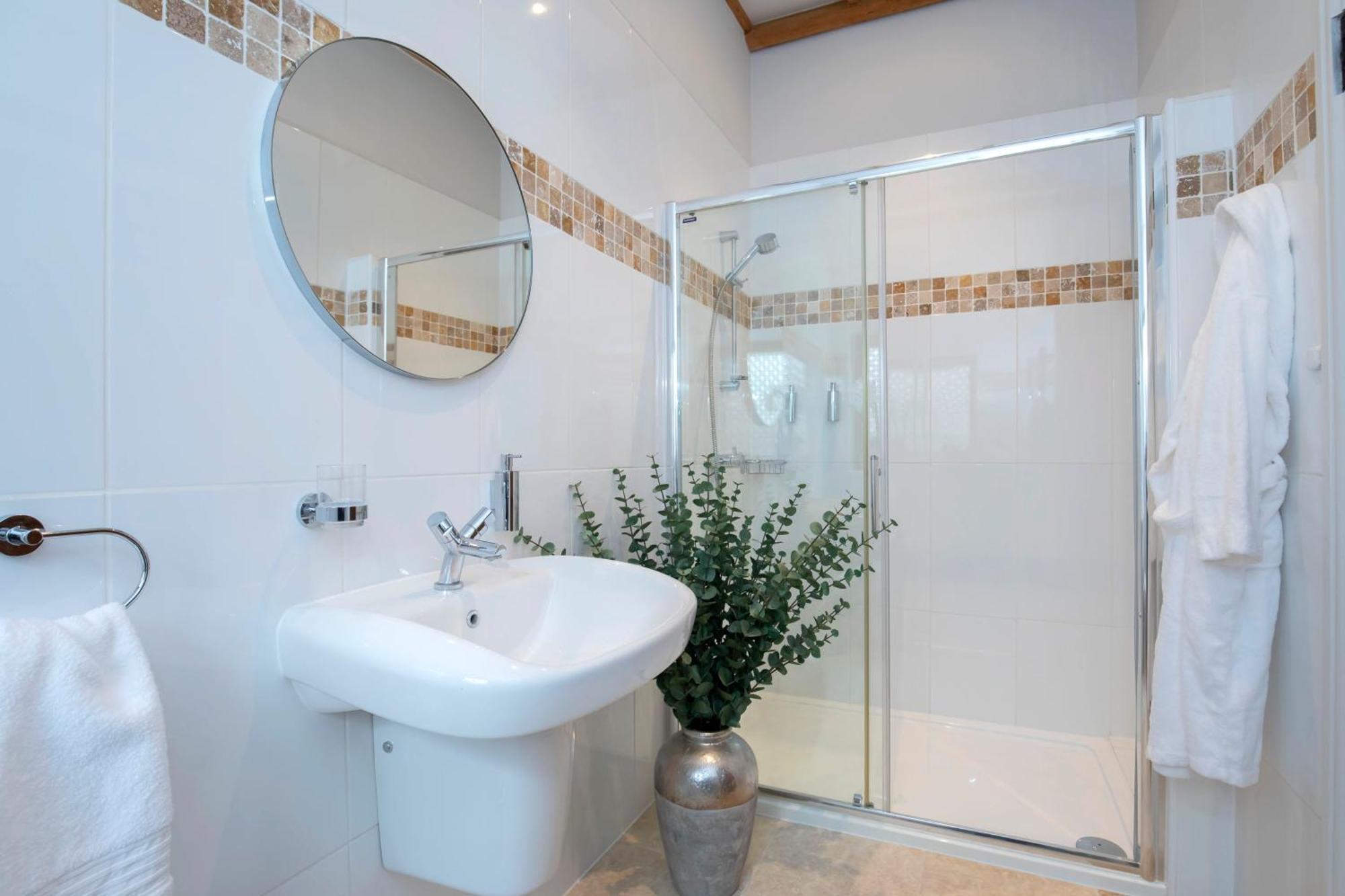 Stable Lodge - Boutique Bed & Breakfast Shurdington 外观 照片