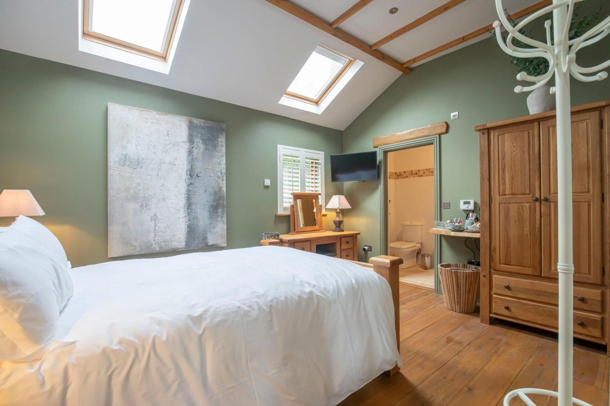 Stable Lodge - Boutique Bed & Breakfast Shurdington 外观 照片