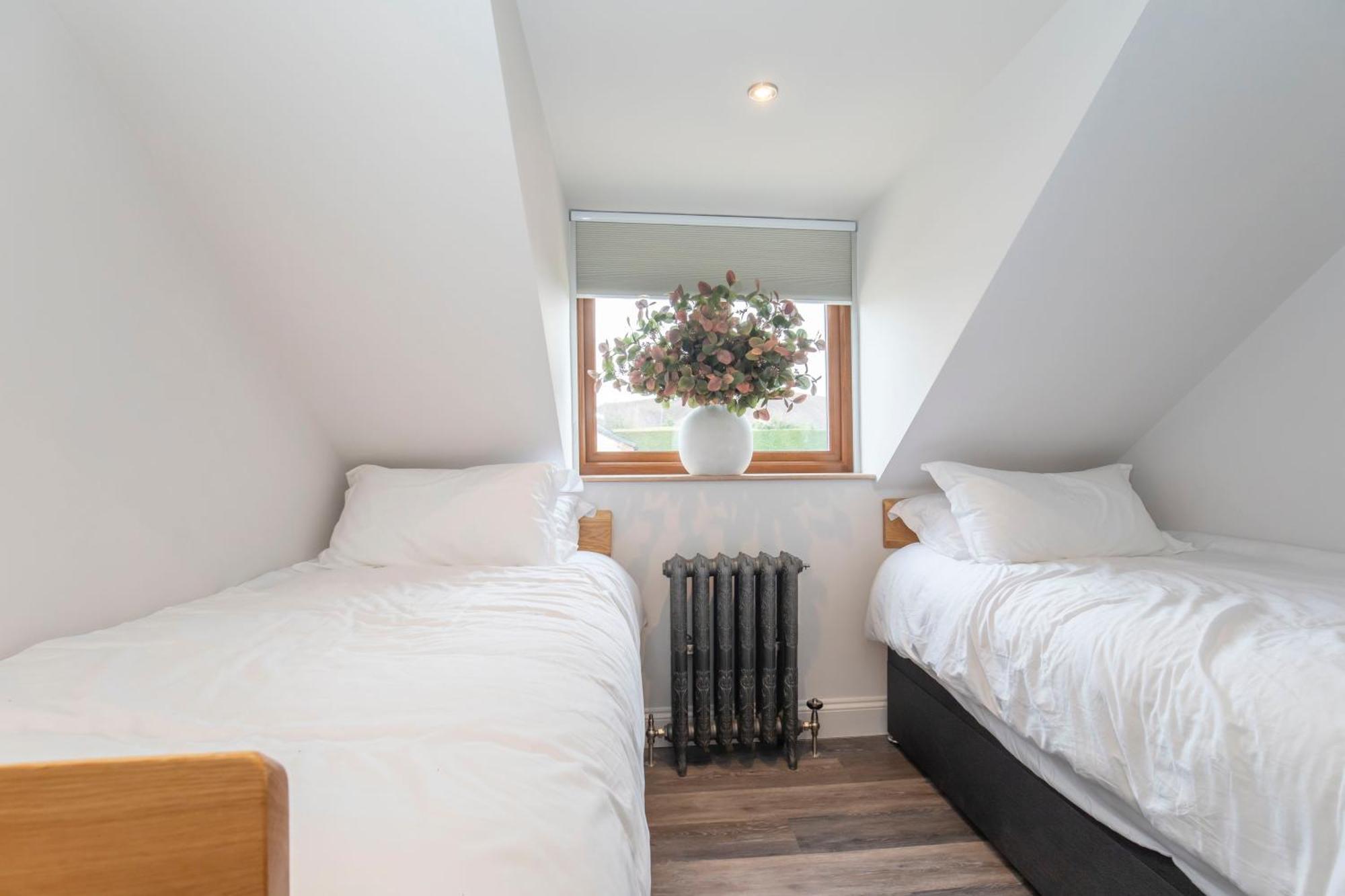 Stable Lodge - Boutique Bed & Breakfast Shurdington 外观 照片